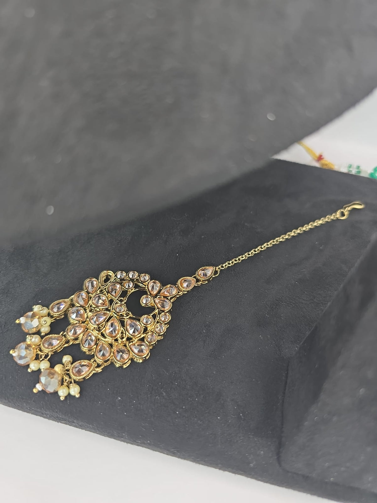 Indian polki champagne 2 line set with earings & tikka