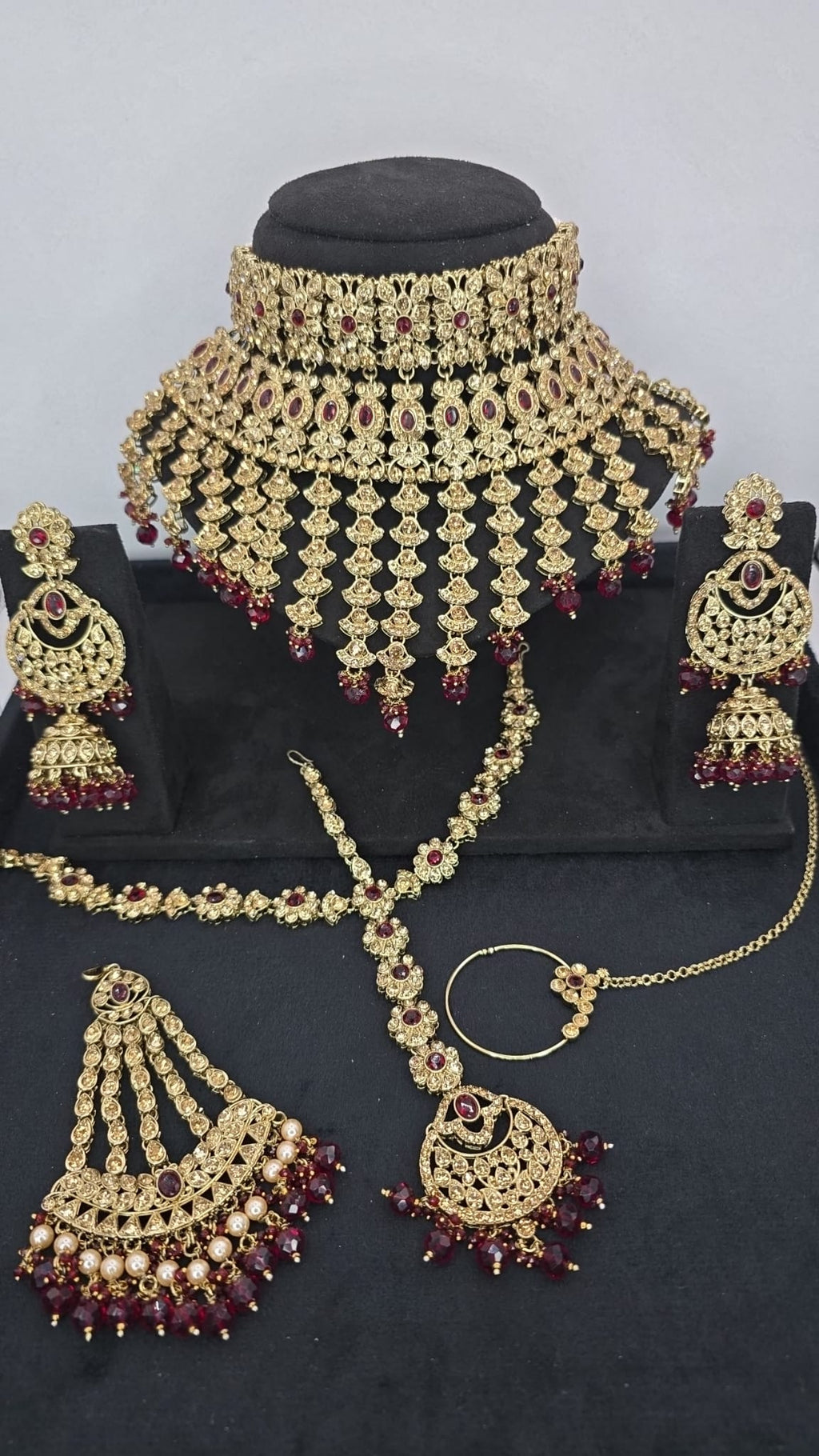 mehroon fountain bridal set