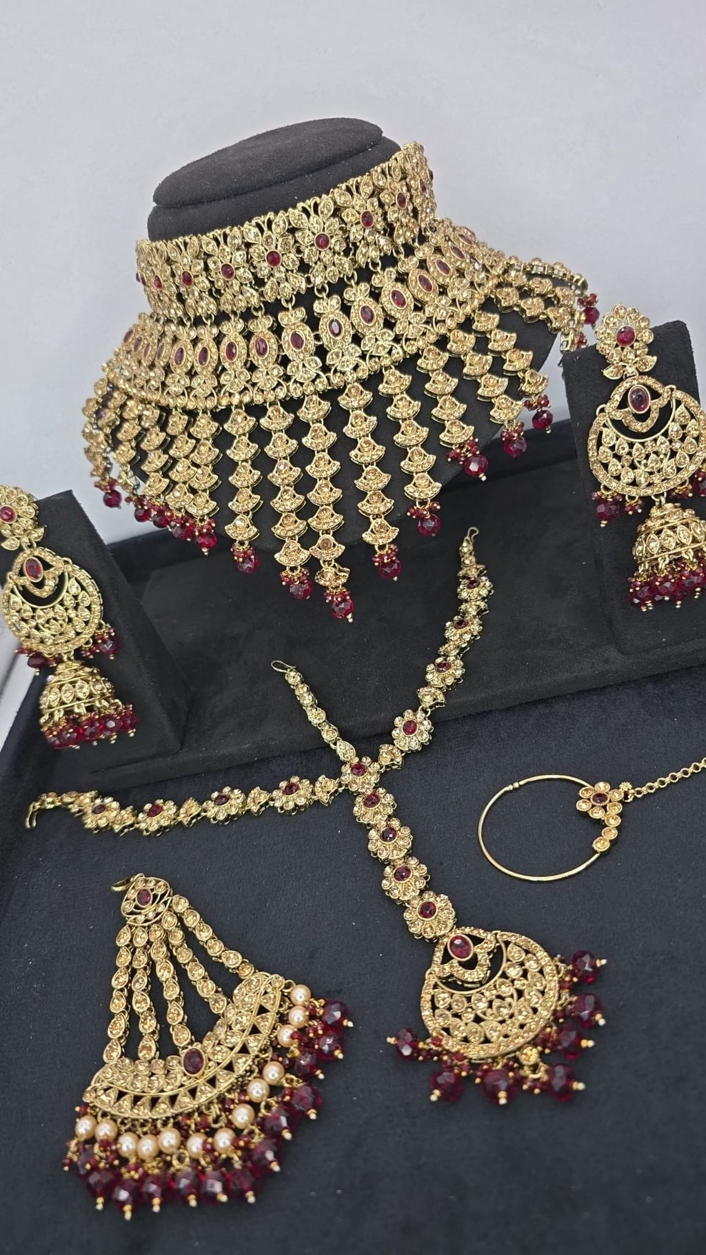 mehroon fountain bridal set