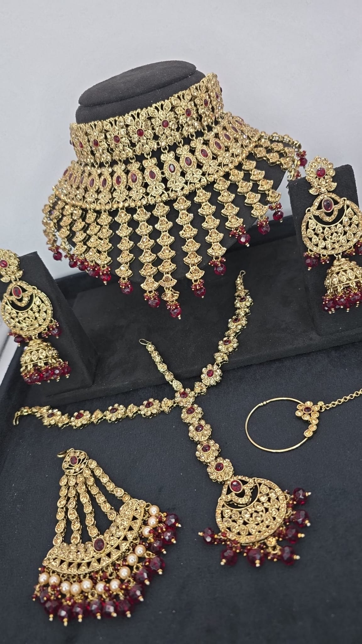 mehroon fountain bridal set