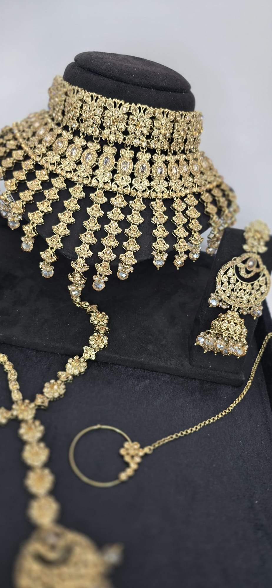 champagne stone fountain bridal set