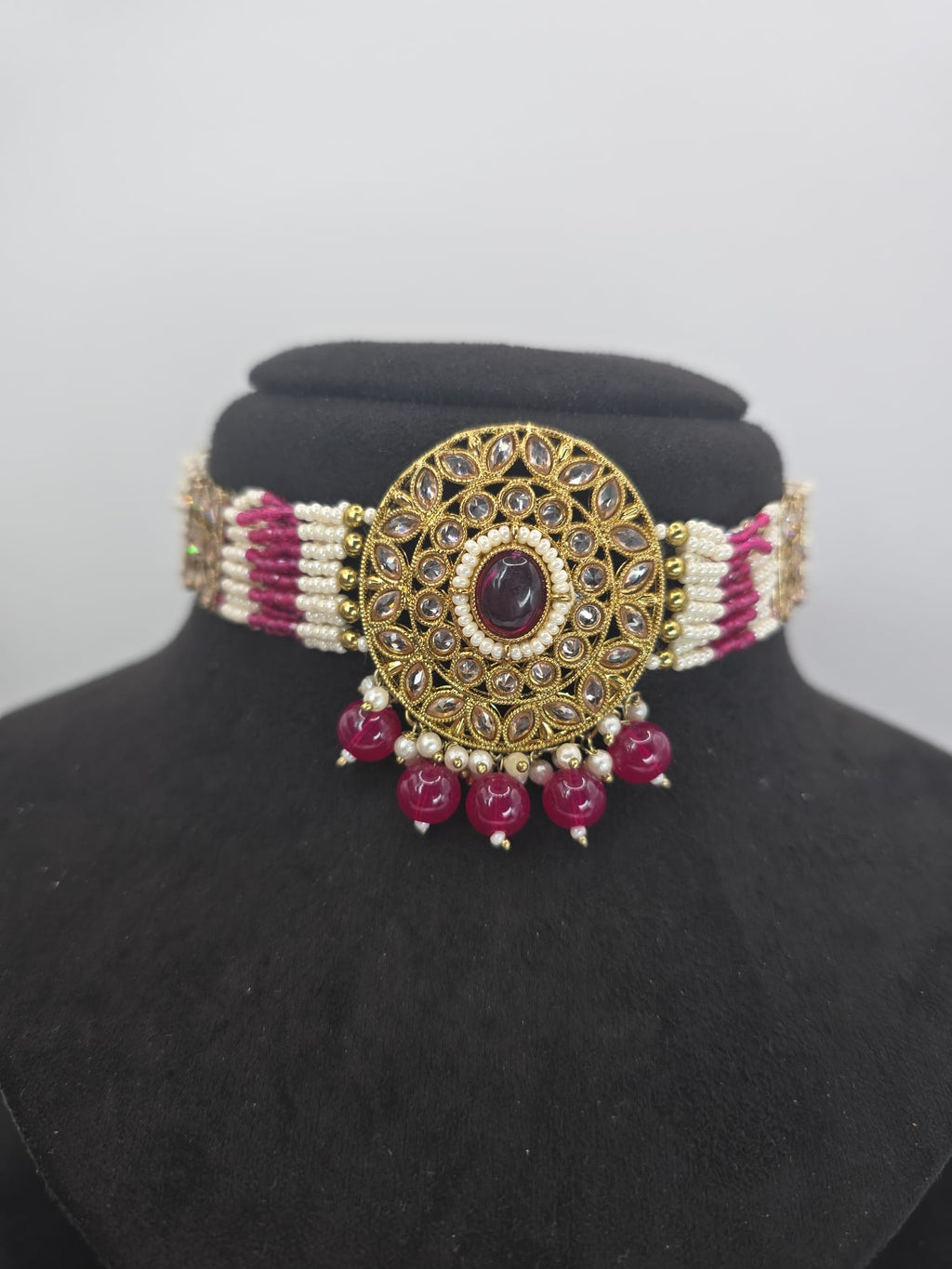 shocking pink classy choker set