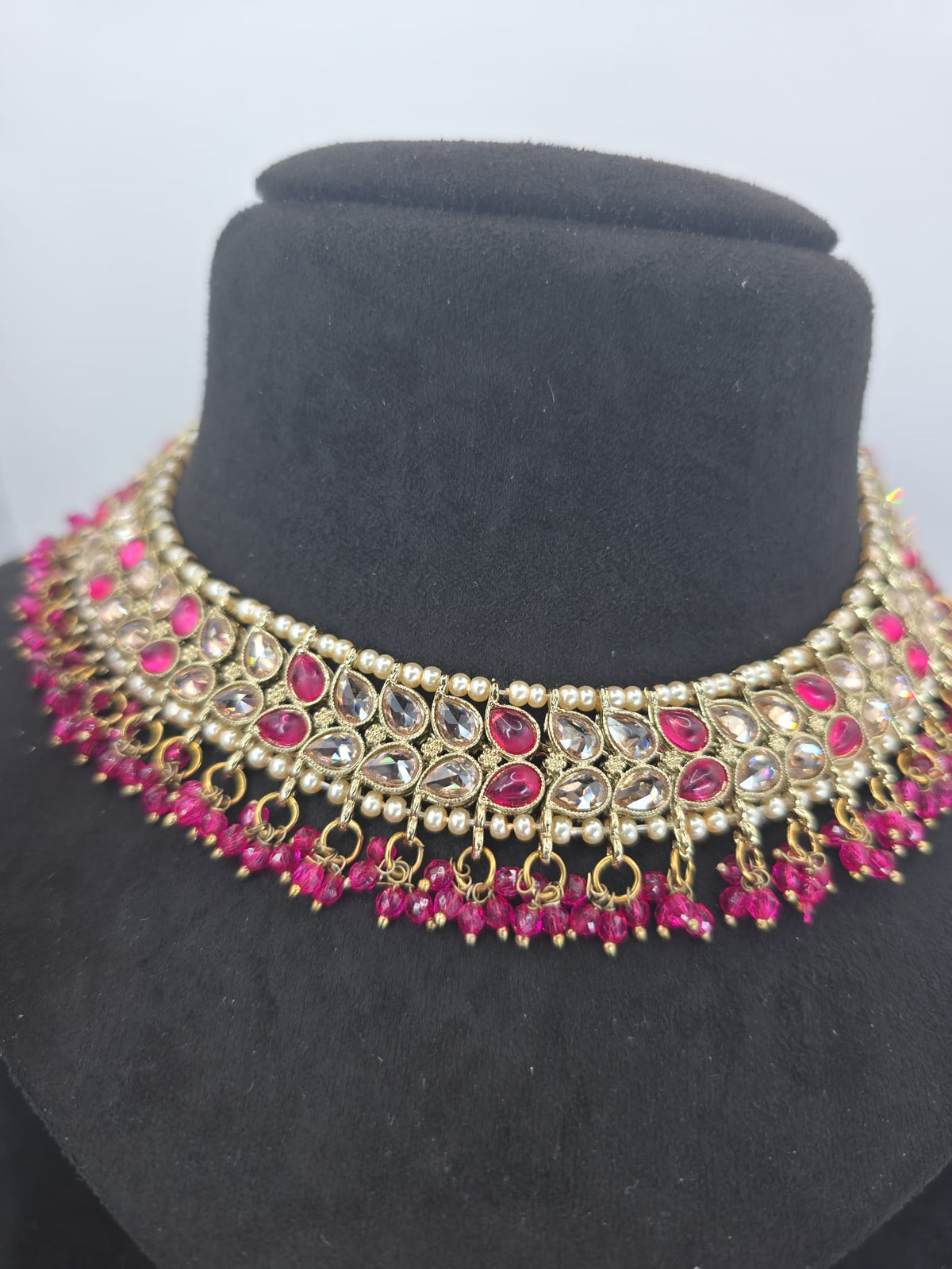 royal jhumka hot pink set with tikka
