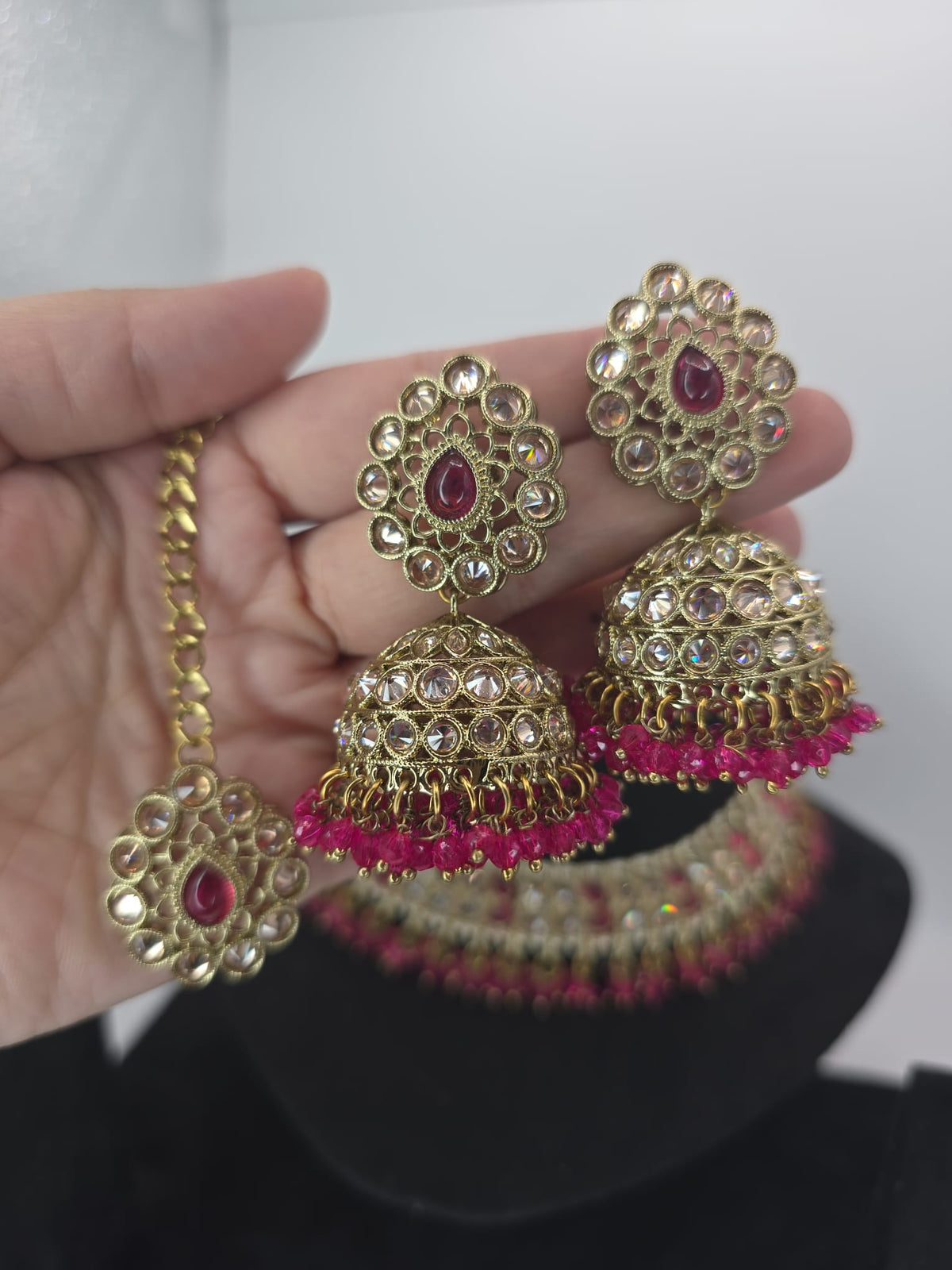 royal jhumka hot pink set with tikka