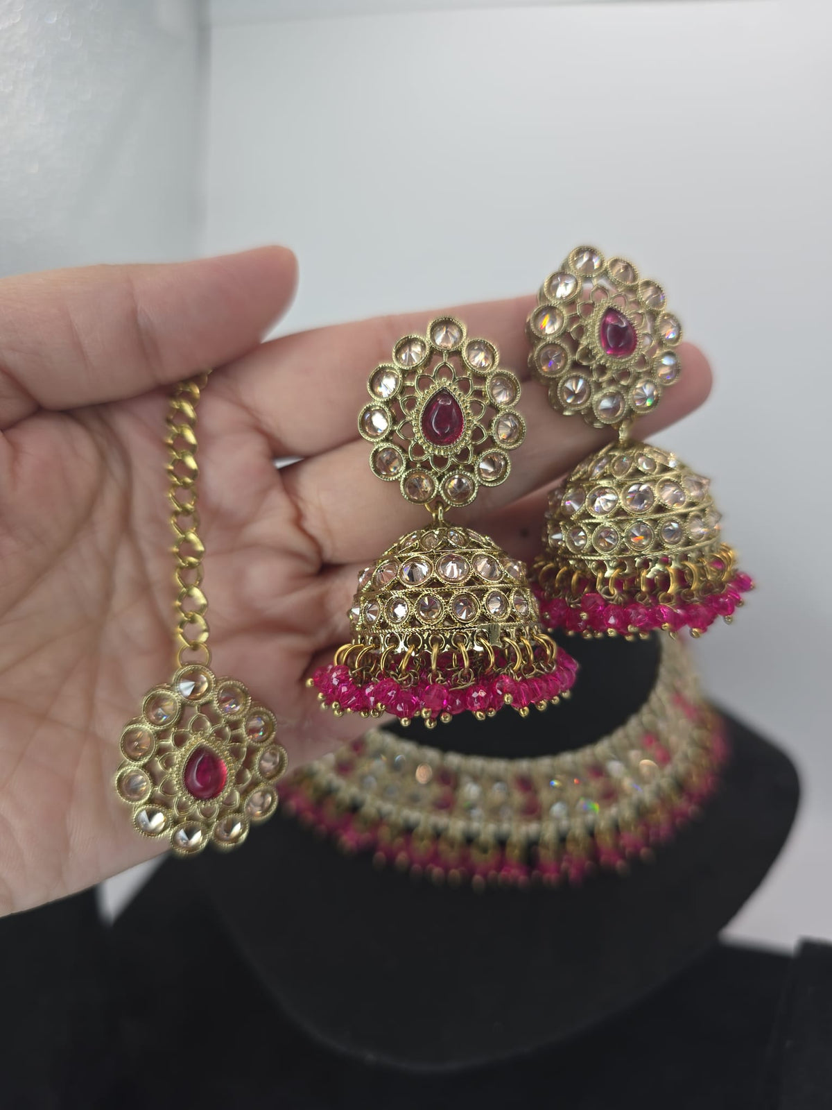 royal jhumka hot pink set with tikka