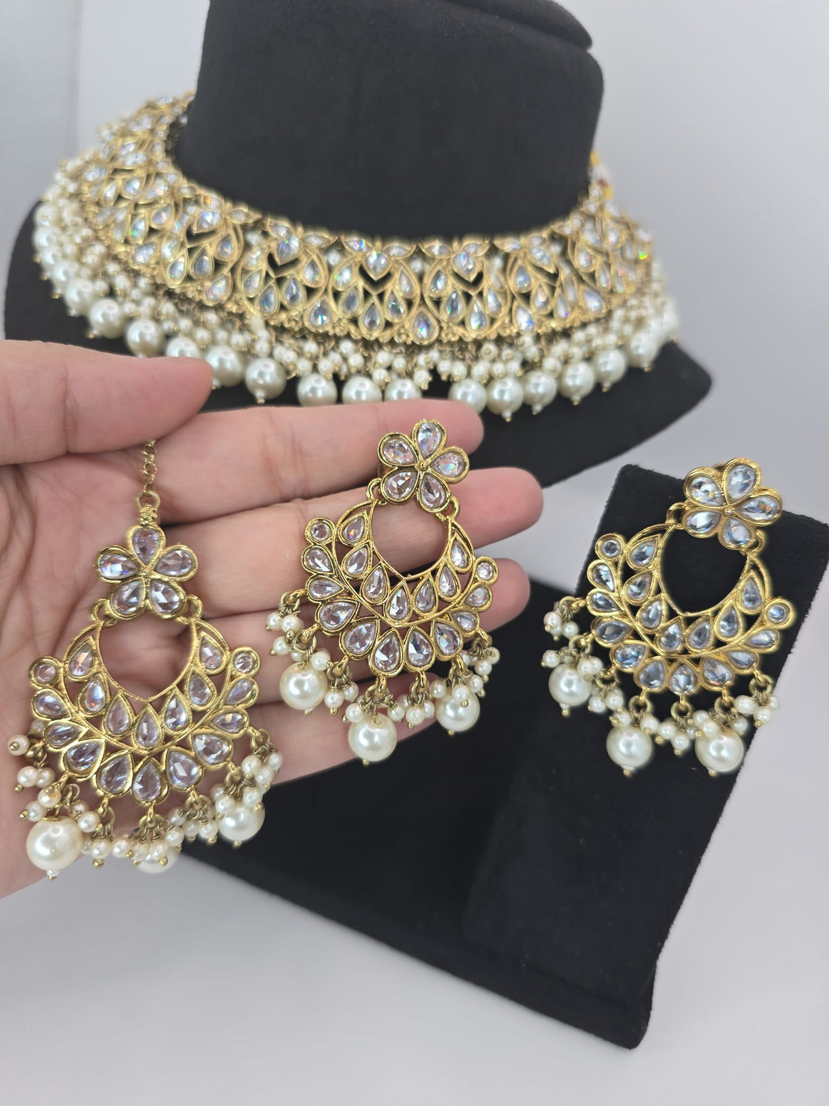 kundan style white gold Indian set