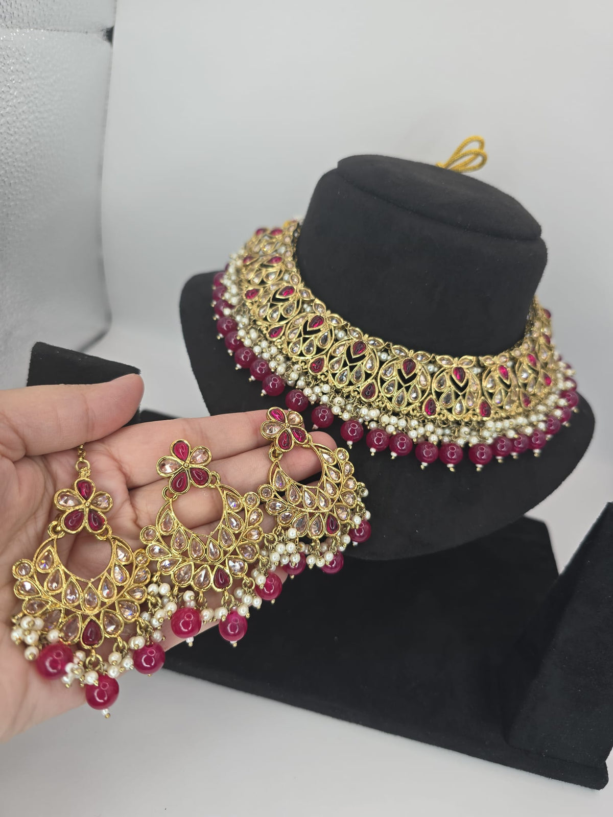 kundan style hot pink Indian set