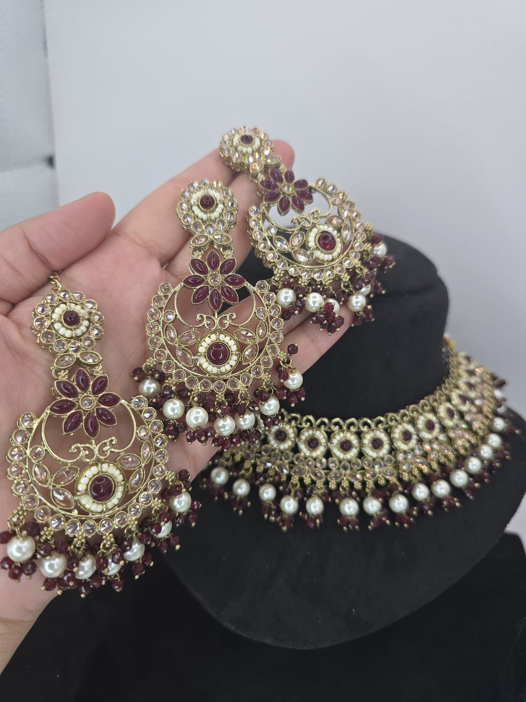 deep mehroon polki semi bridal set with tikka
