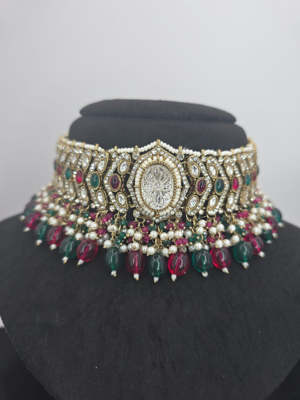 hot pink and green AD chocker set