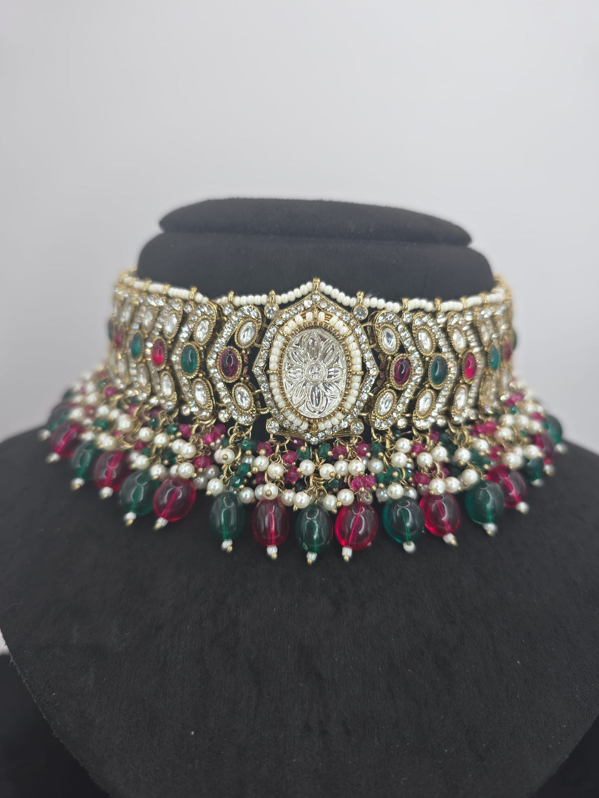 hot pink and green AD chocker set