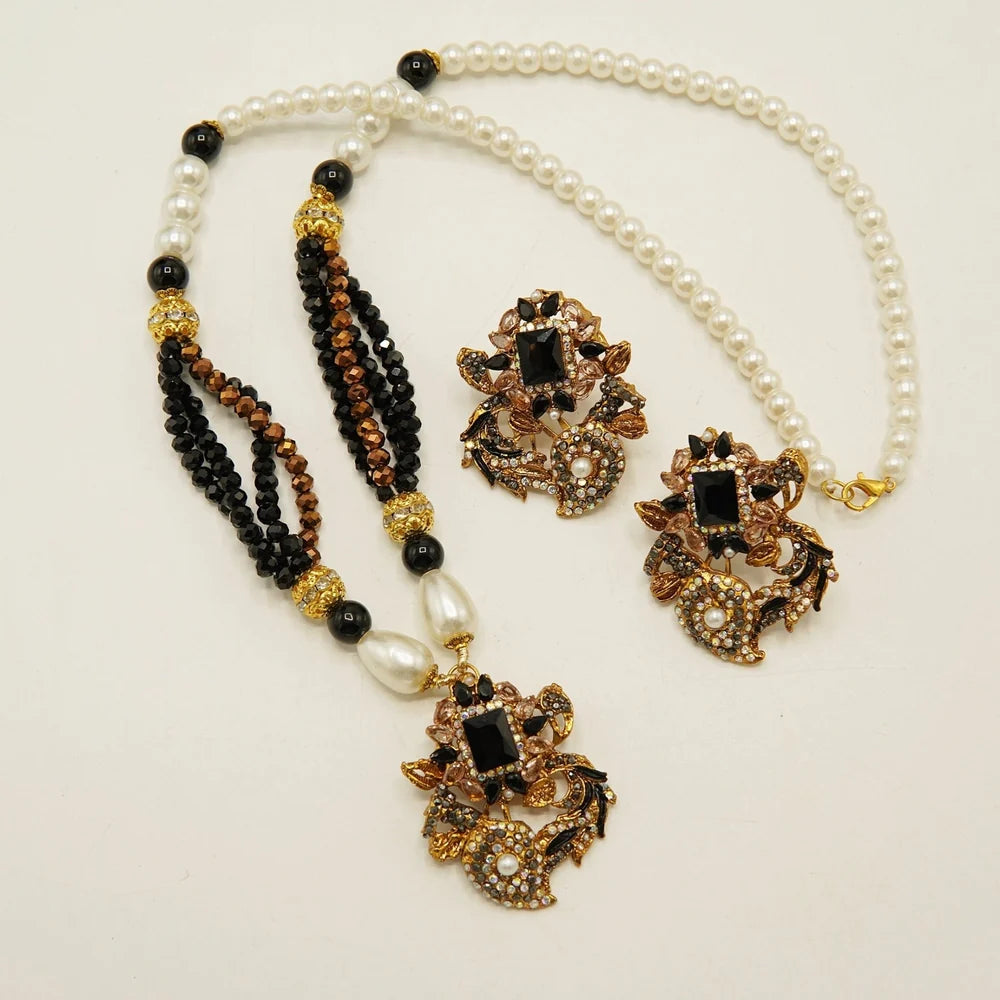 MOP turkish locket set with studs