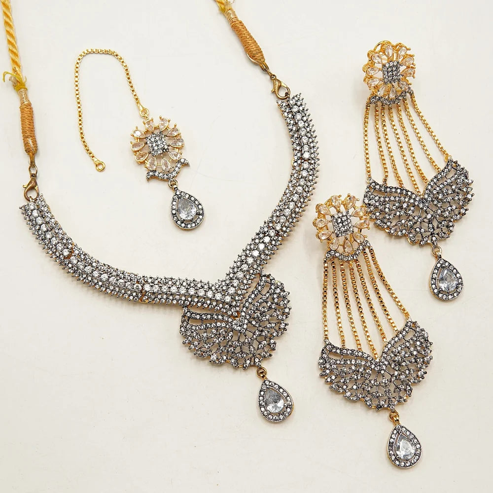 AD jurao jhoomer earings with necklace and tikka
