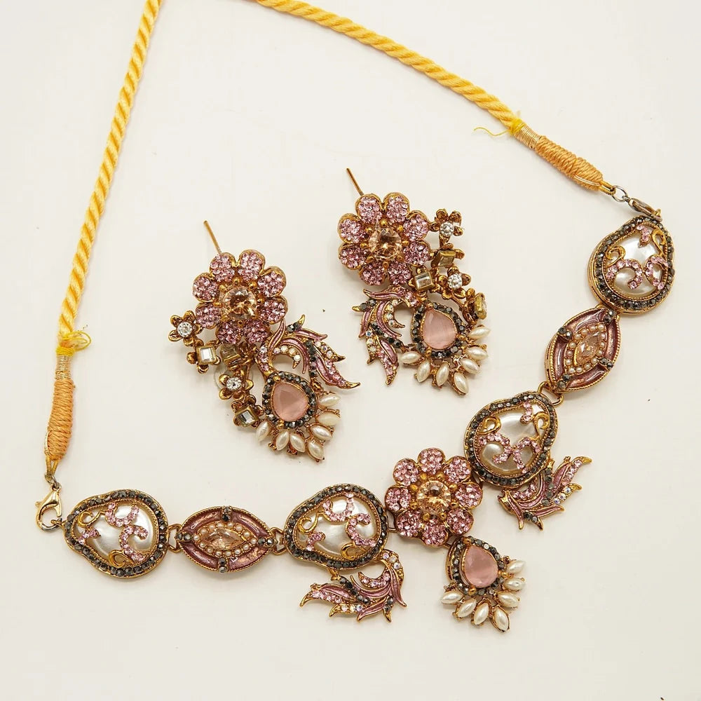 intricate stylish MOP choker set